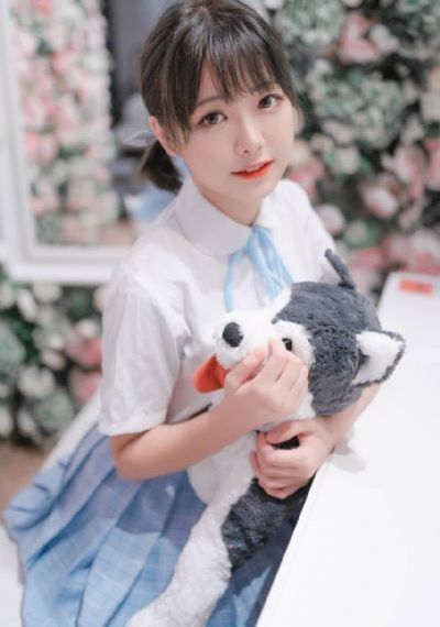 年轻女朋友