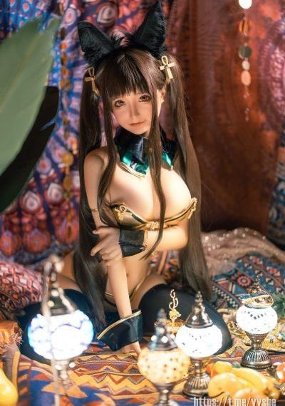 男人狂揉吃奶胸视频