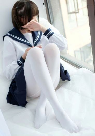 年轻的女学生8