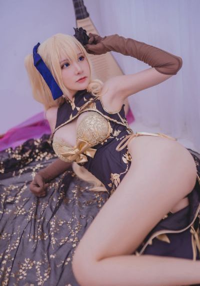年轻女教师hd中字免费观看
