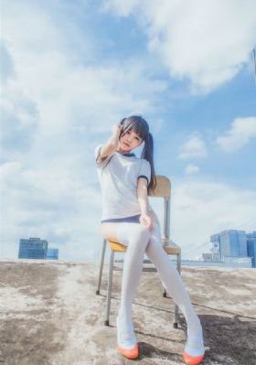 美丽的他
