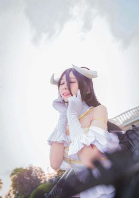 友田彩也香